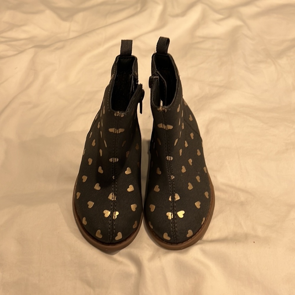 Used 5T boots with hearts (gold and dark gray-blackish) - Picture 2 of 5